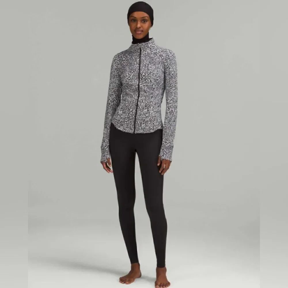 Lululemon InStill Jacket - Picture 2 of 10